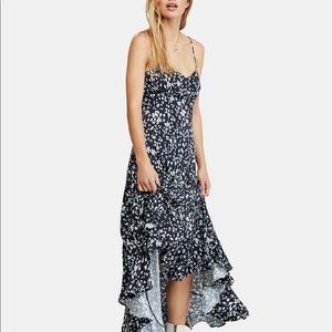 Free people maxi dress - 6 - EUC